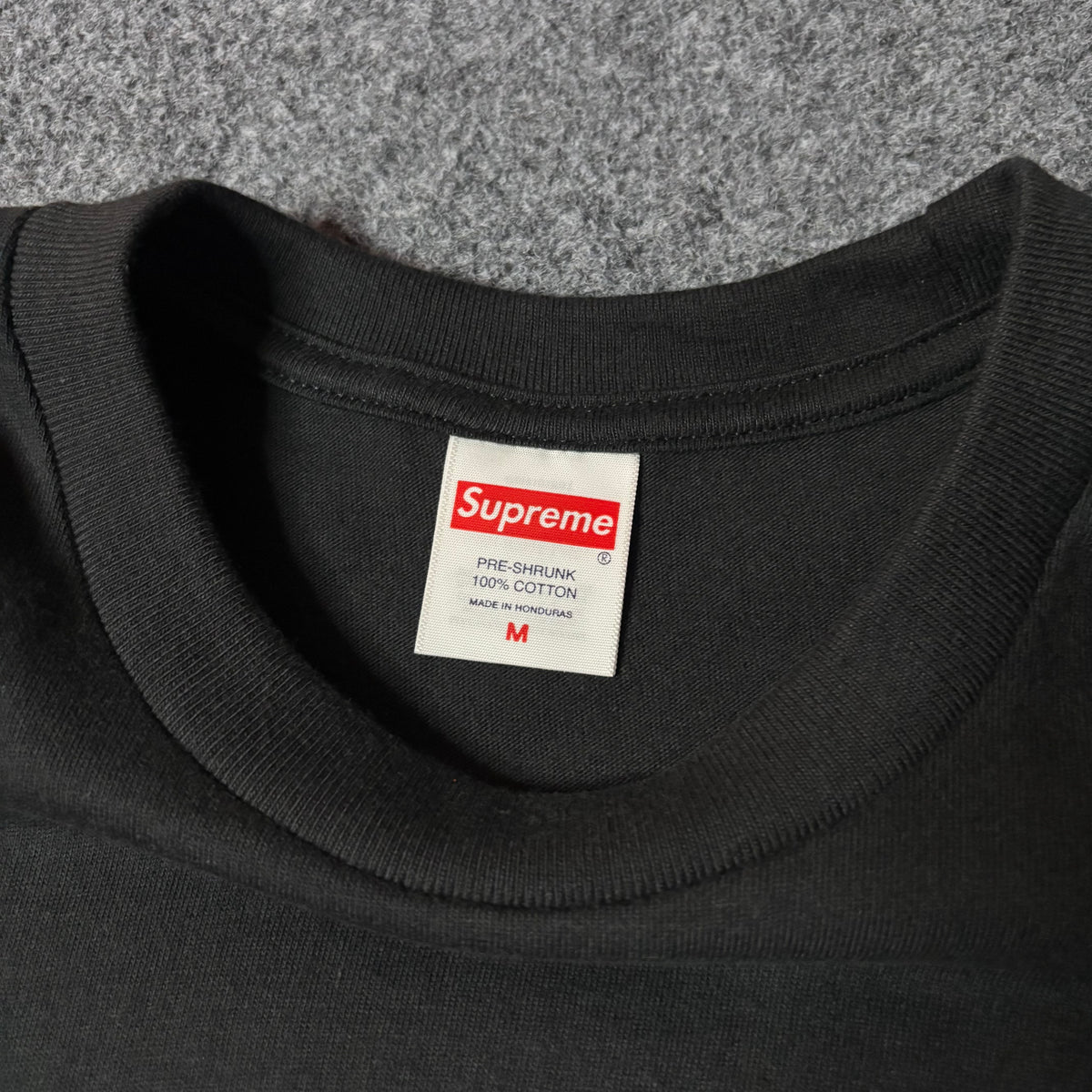 Supreme x Larry Clark gun tee black