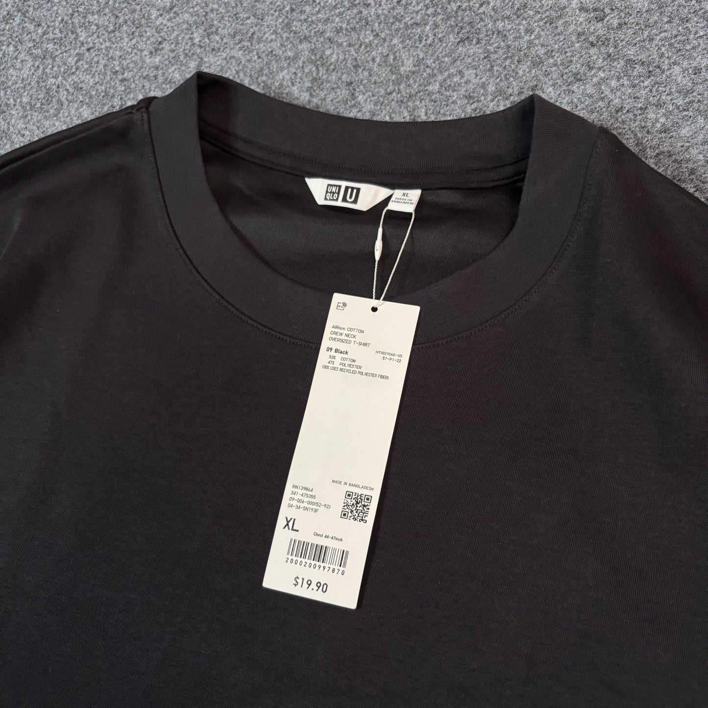 Uniqlo Airsm oversized black tee