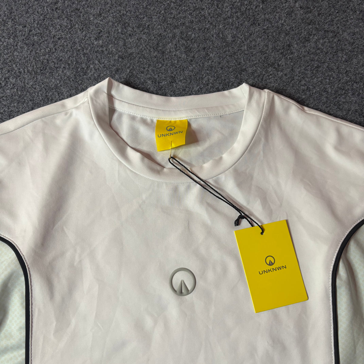 Unknwn sports path tee