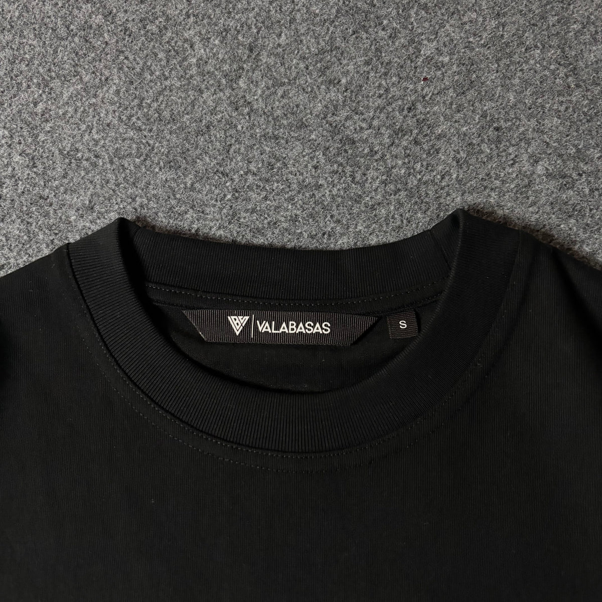 Valabasas kool cat tee