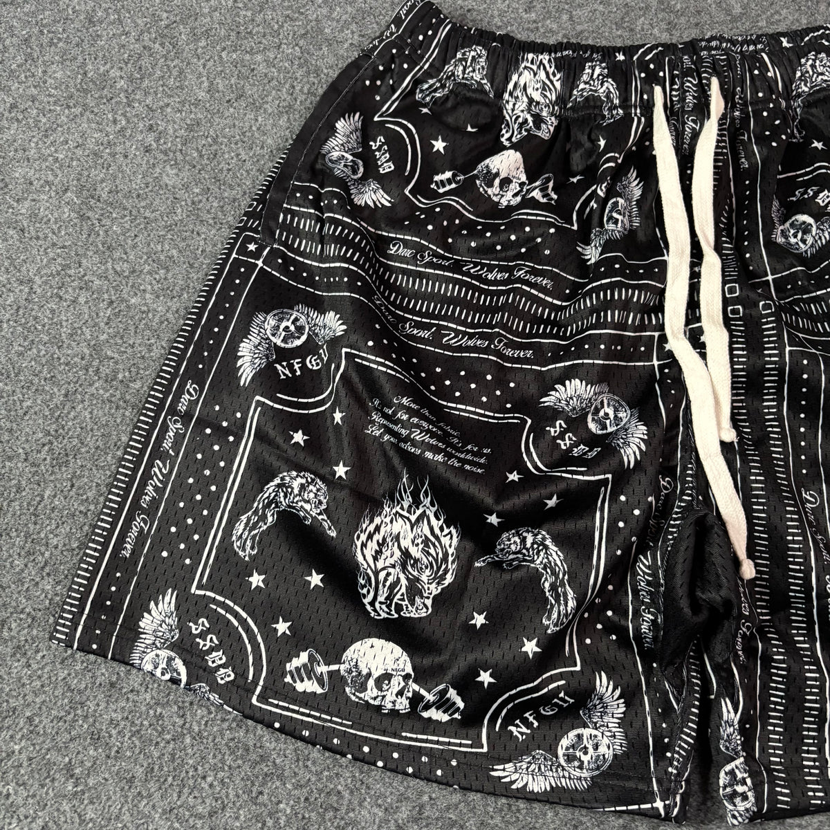 Darc Sports Wolves Forever bandana shorts