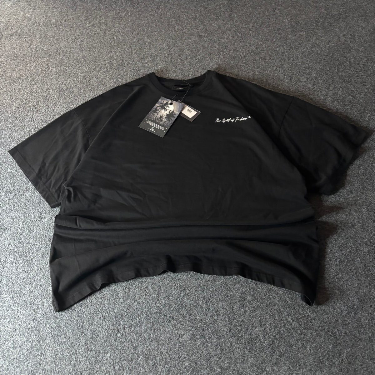Unknwn the sport of fashion script tee black