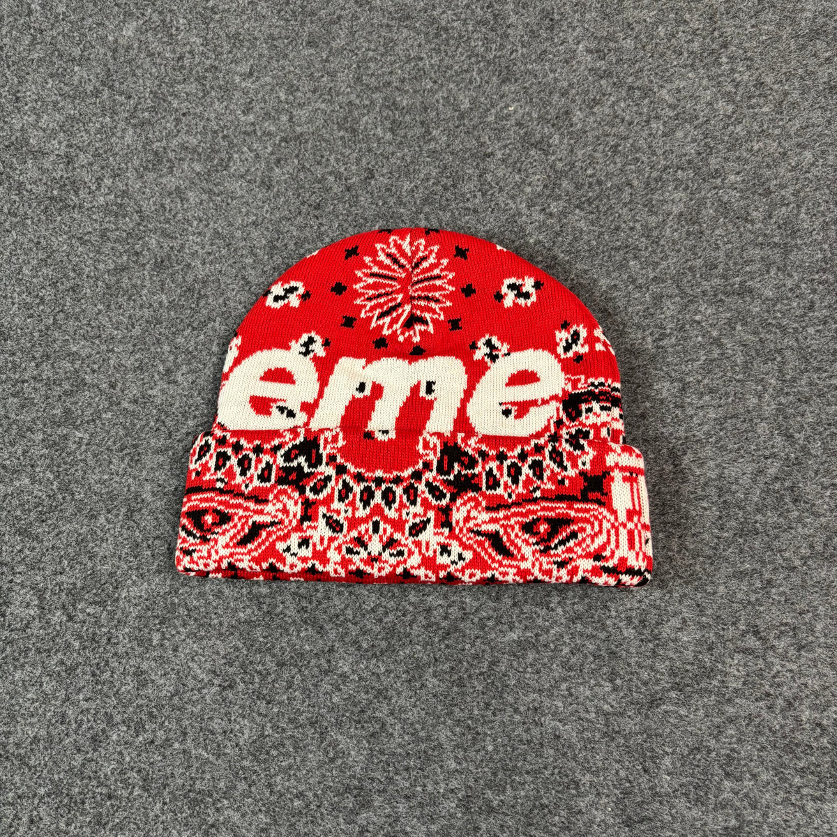 Supreme bandana big logo red beanie