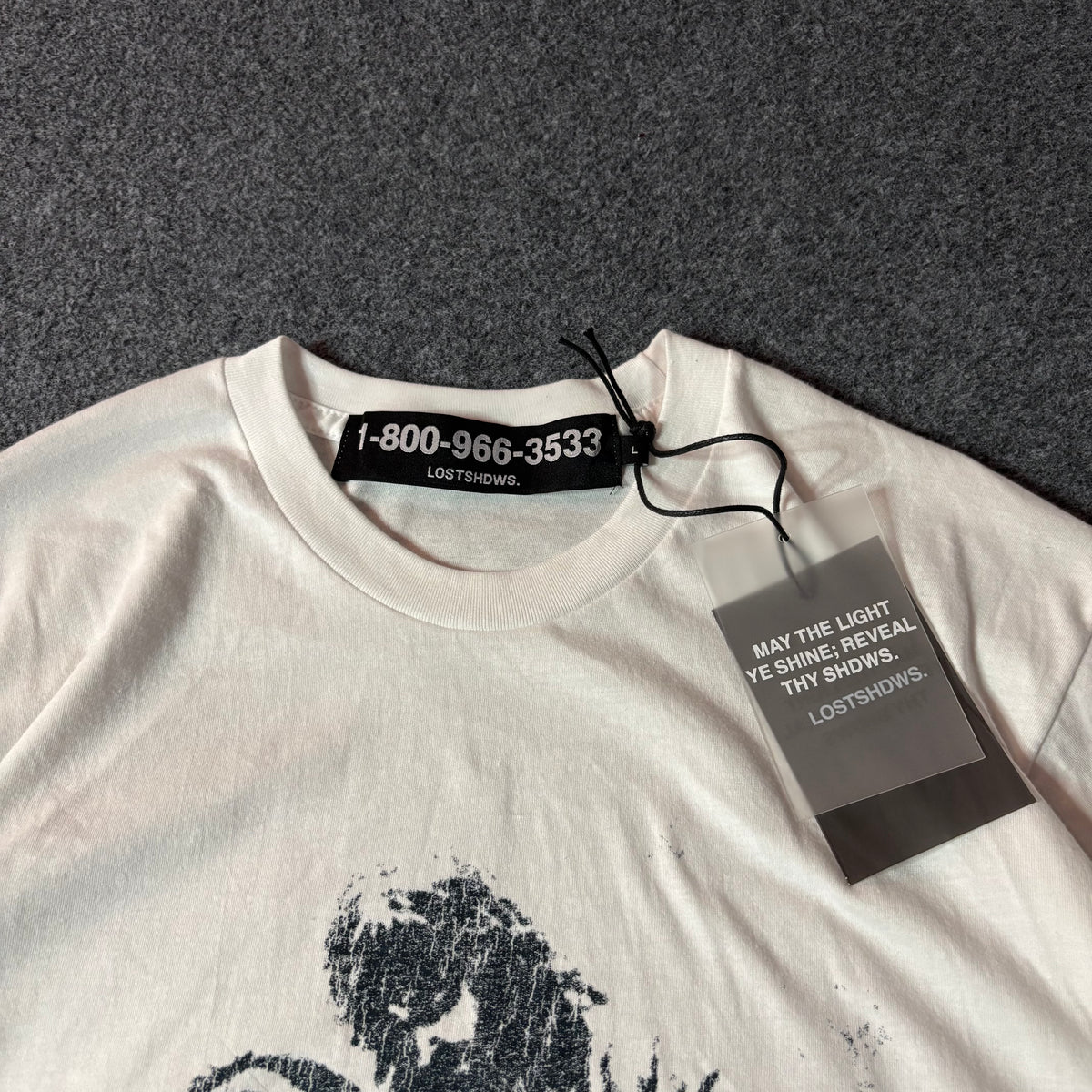 Lostshdws Jesús tee