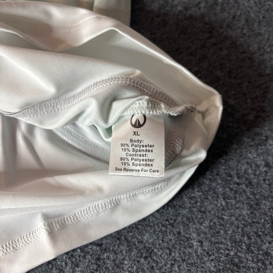 Unknwn sports path tee