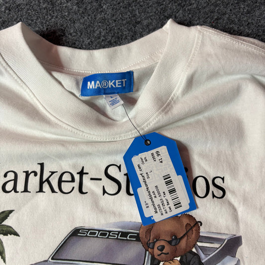 Market studios des bear tee