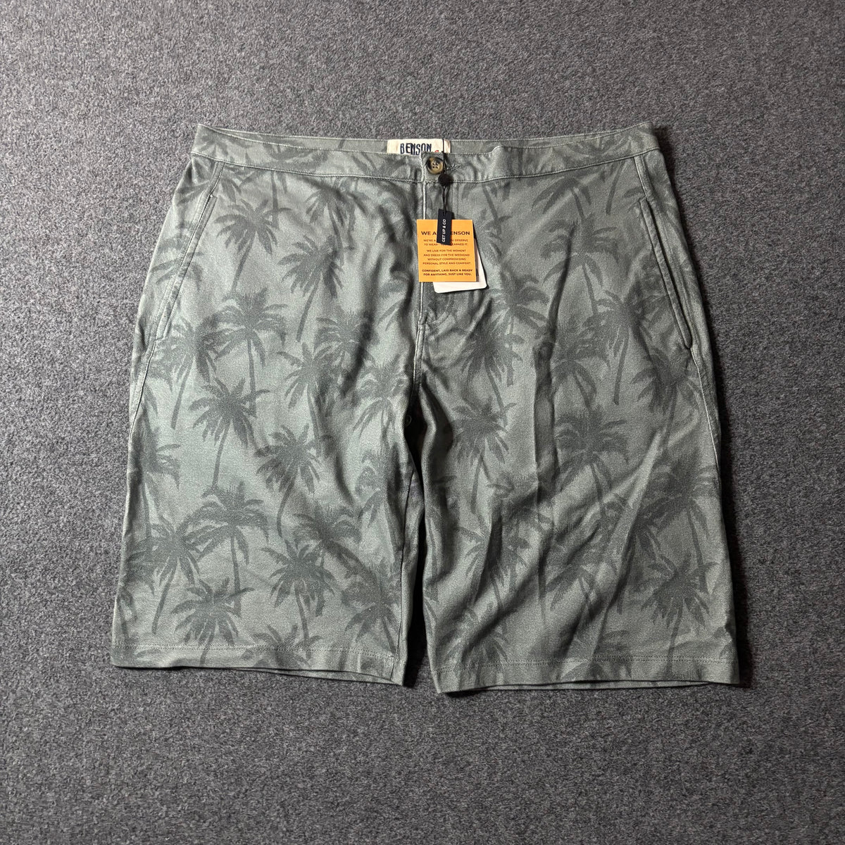 Benson 36 eagle green palm shorts