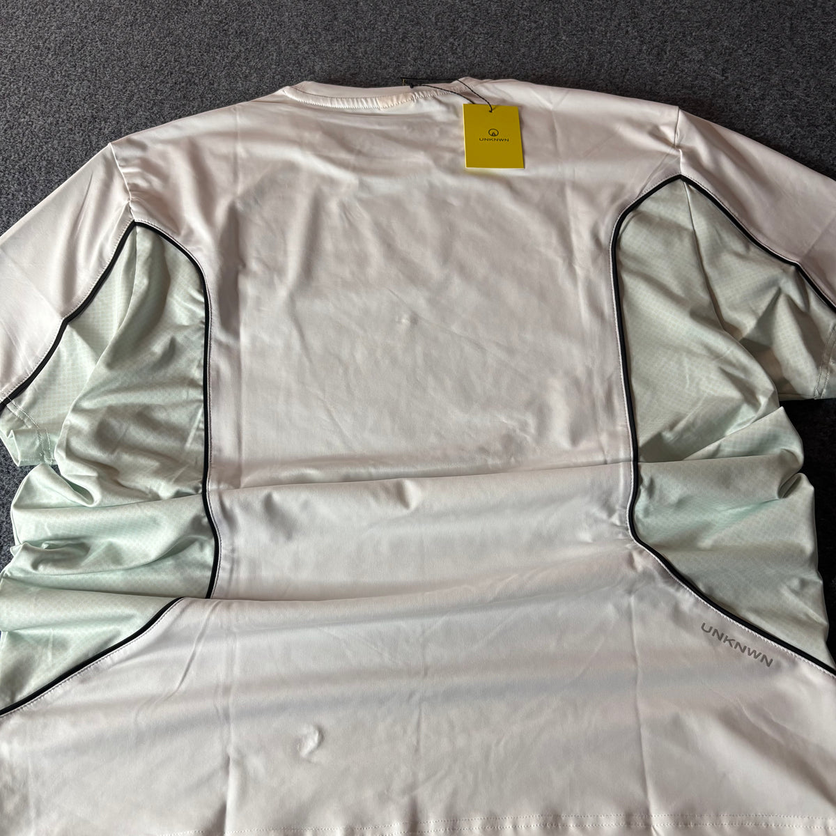 Unknwn sports path tee