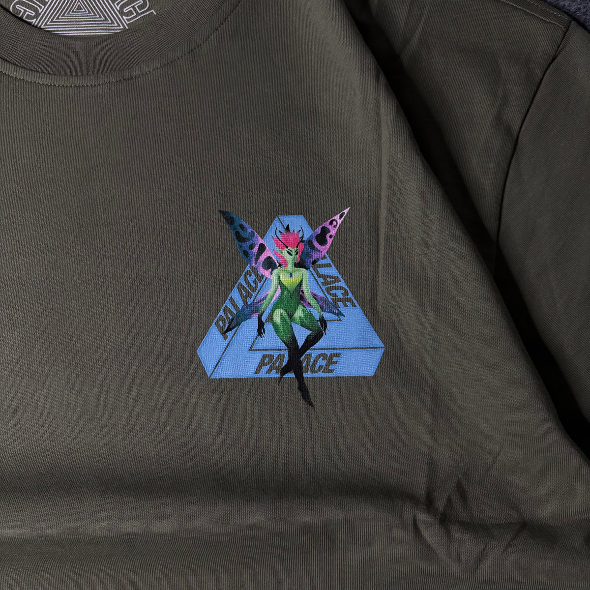 Palace Tri fairy deep green tee