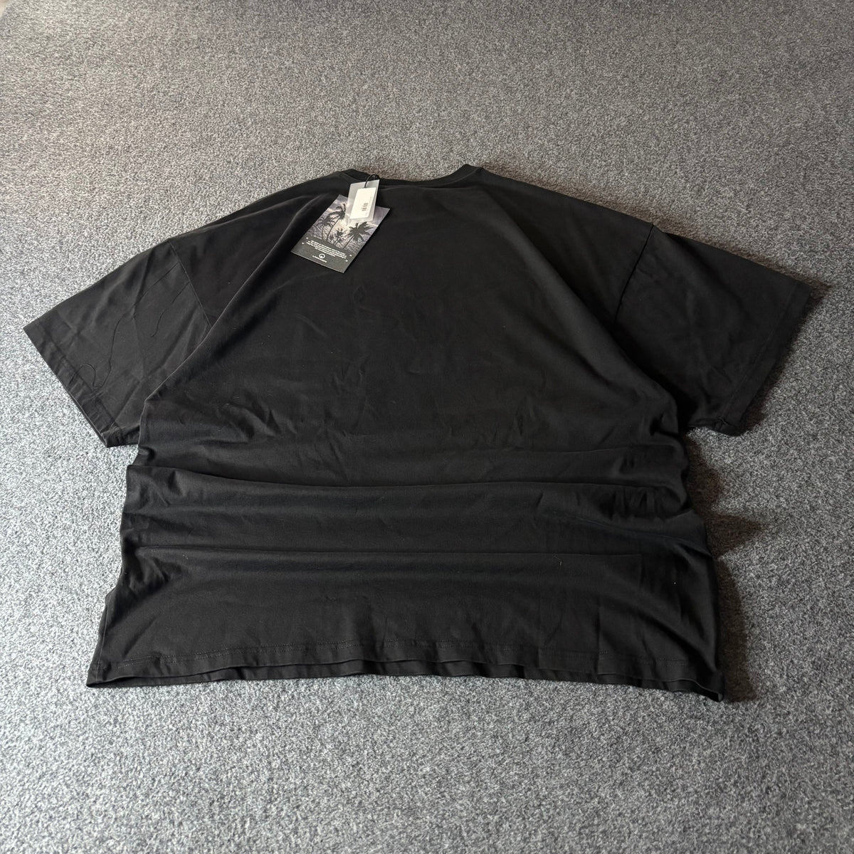 Unknwn the sport of fashion script tee black