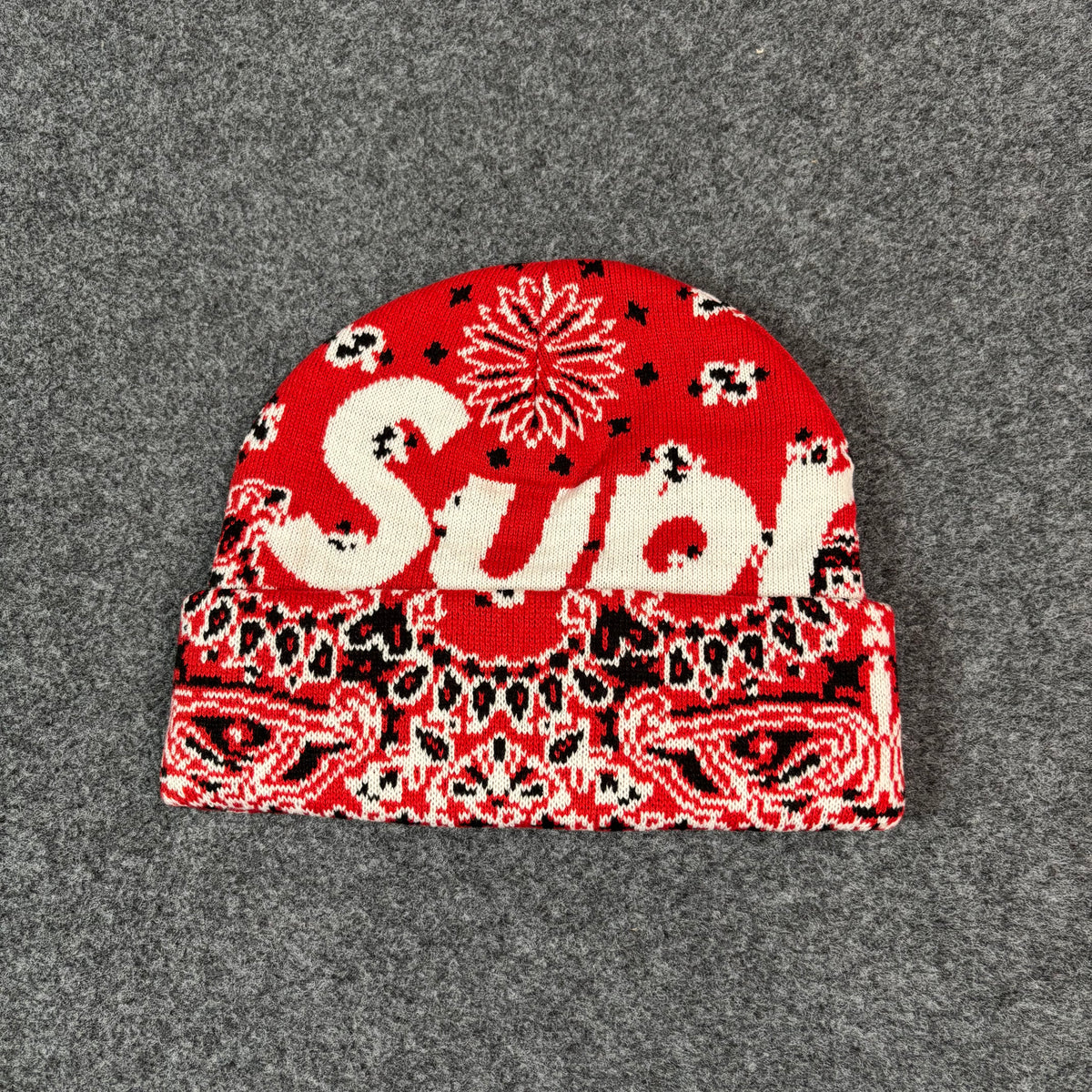 Supreme bandana big logo red beanie