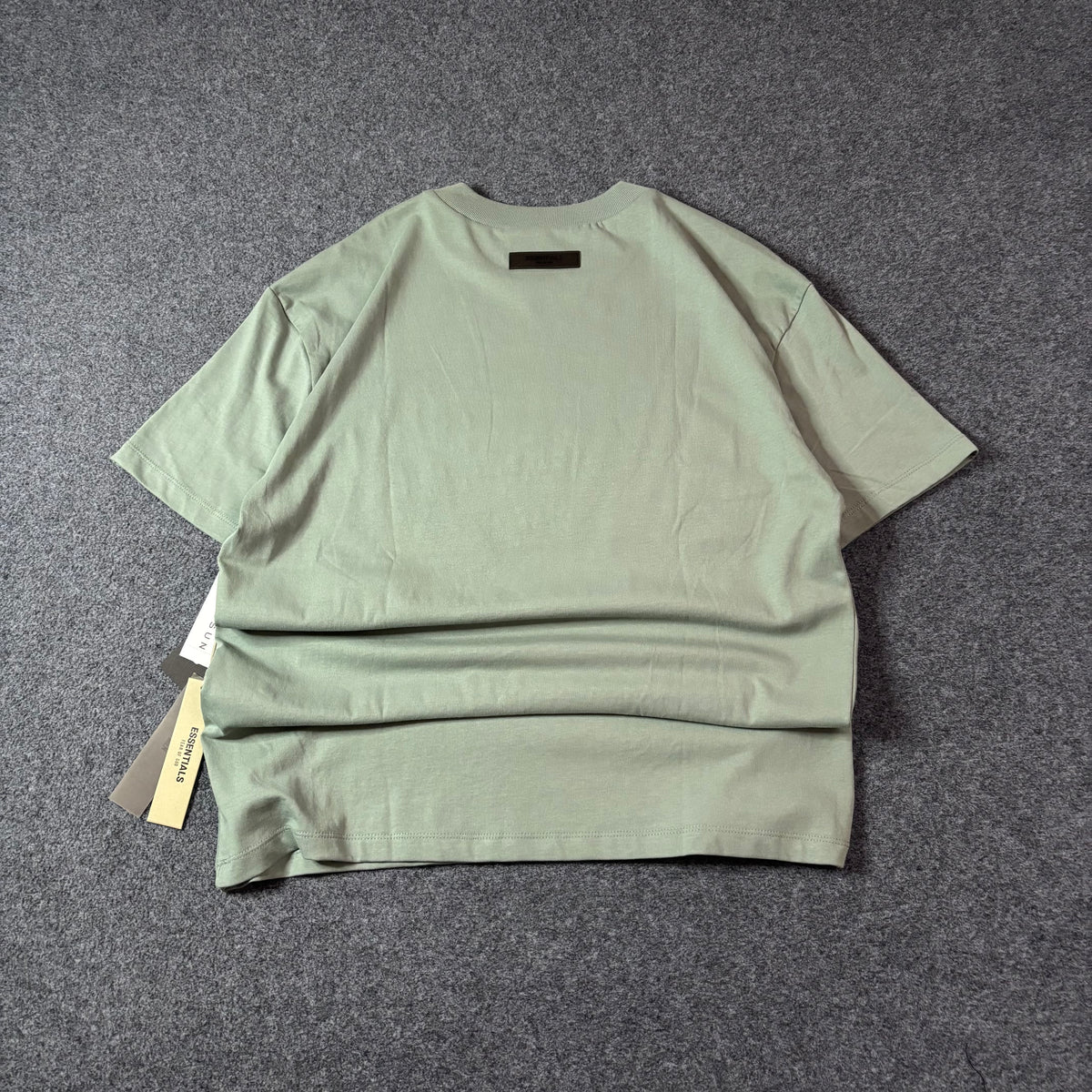 Essentials sycamore tee