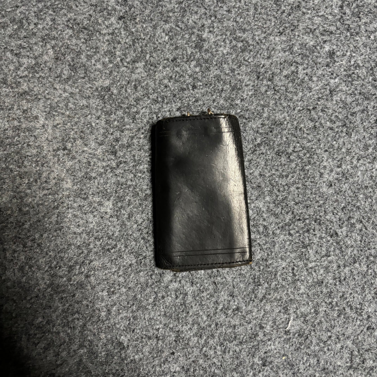 Yves Saint Laurent key holder black