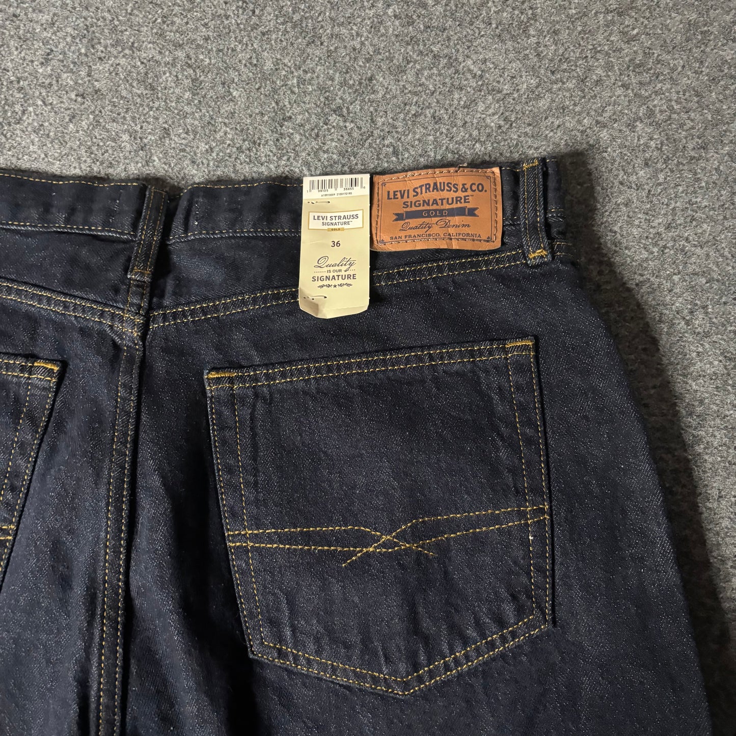 Levis baggy denim shorts indigo