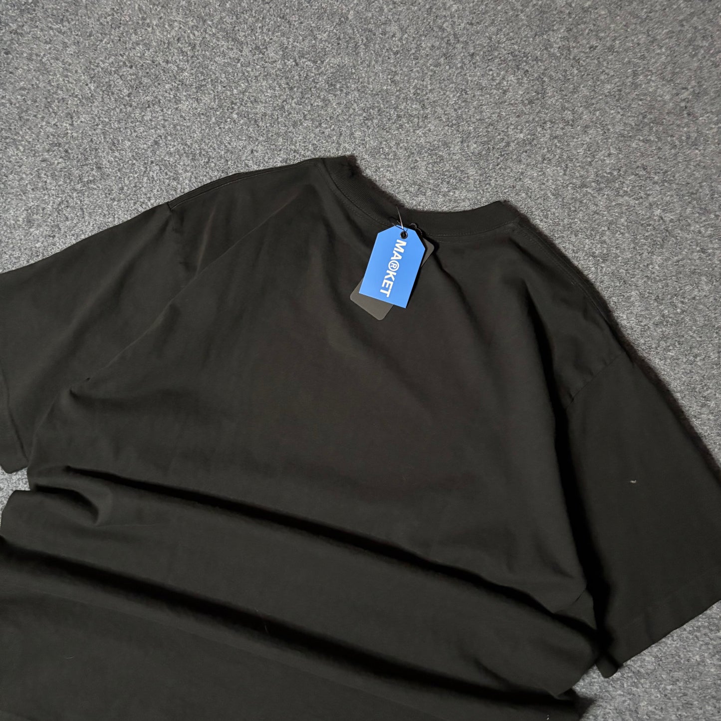 Market Studios hockey logo tee