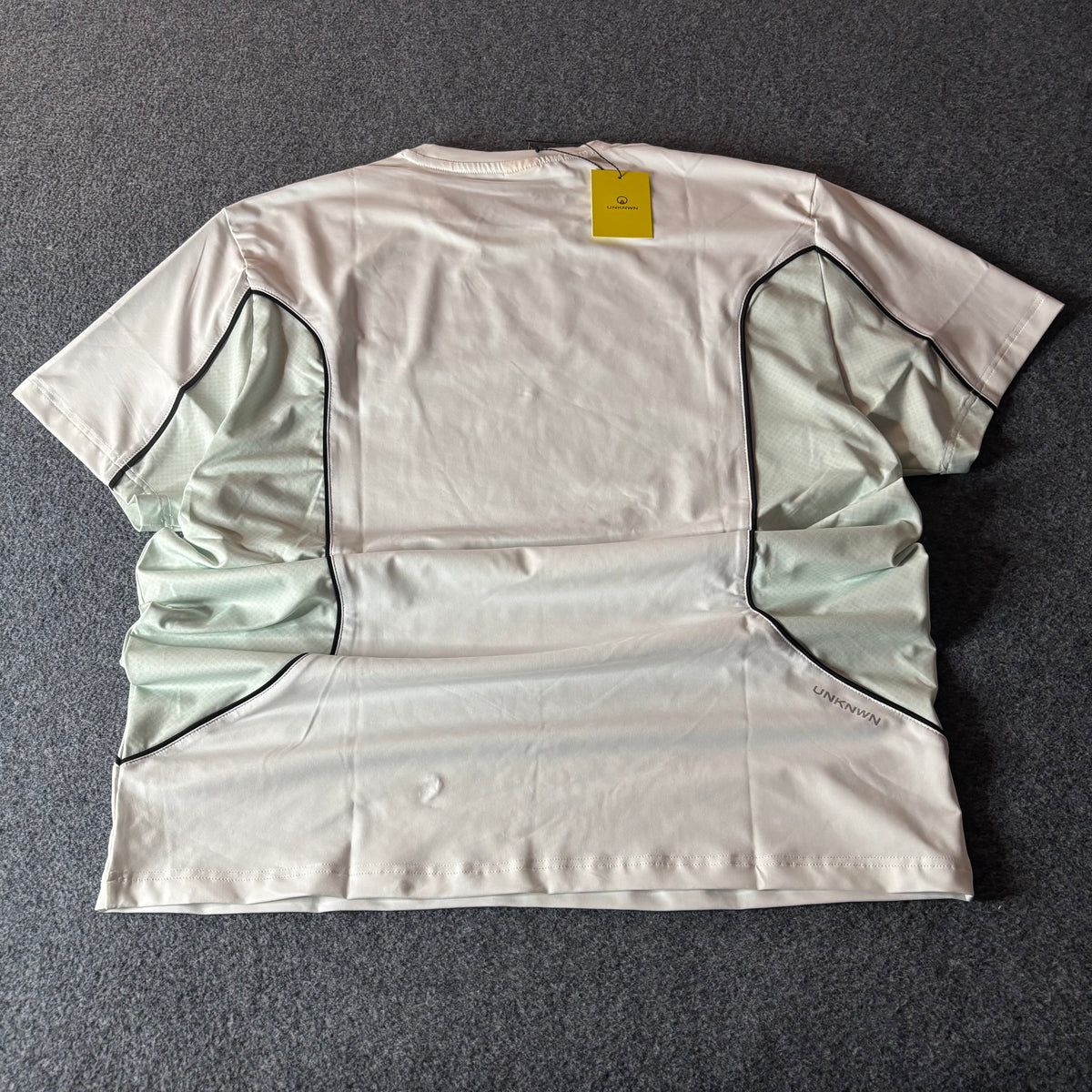 Unknwn sports path tee