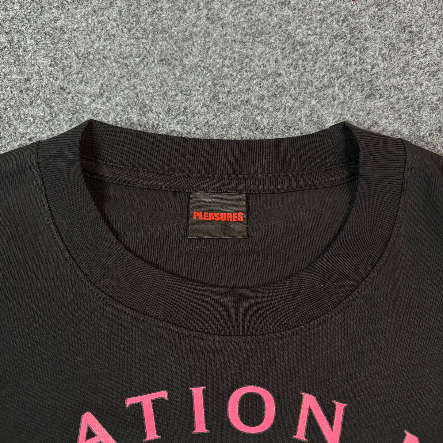 Pleasures stimulation tee black