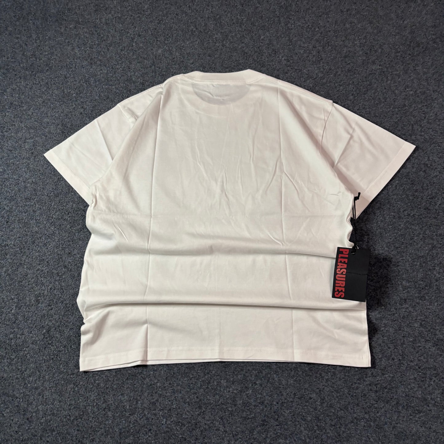Pleasures machine tee white