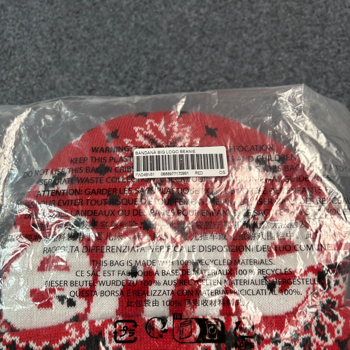Supreme bandana big logo red beanie