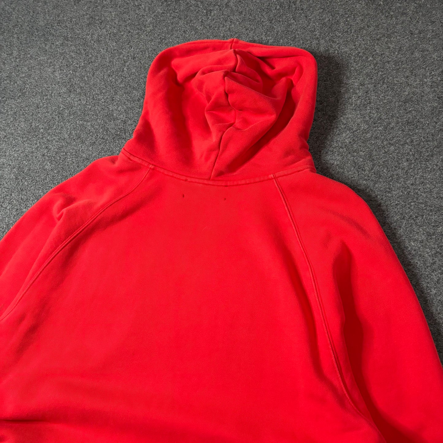 Homme Femme Mardi Gras’s red hoodie