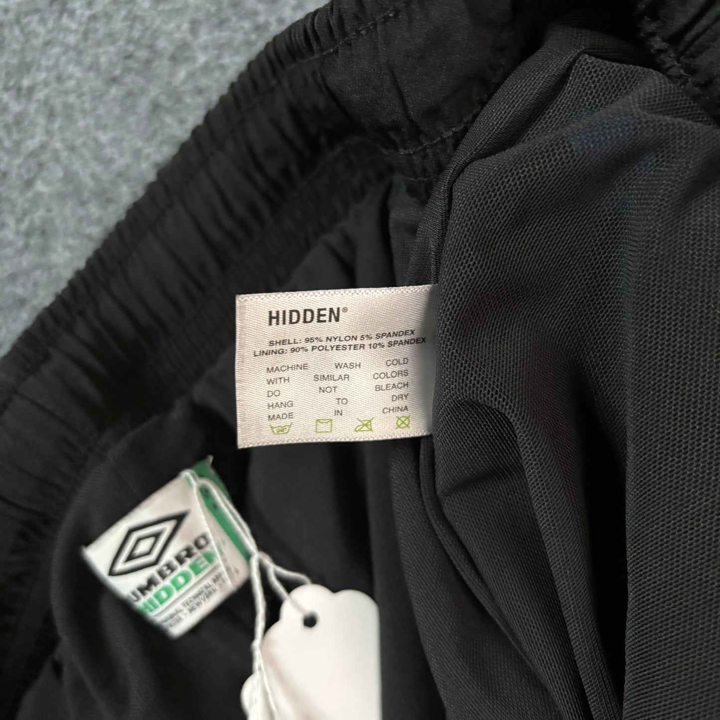Hidden x Umbro kaleidoscope short