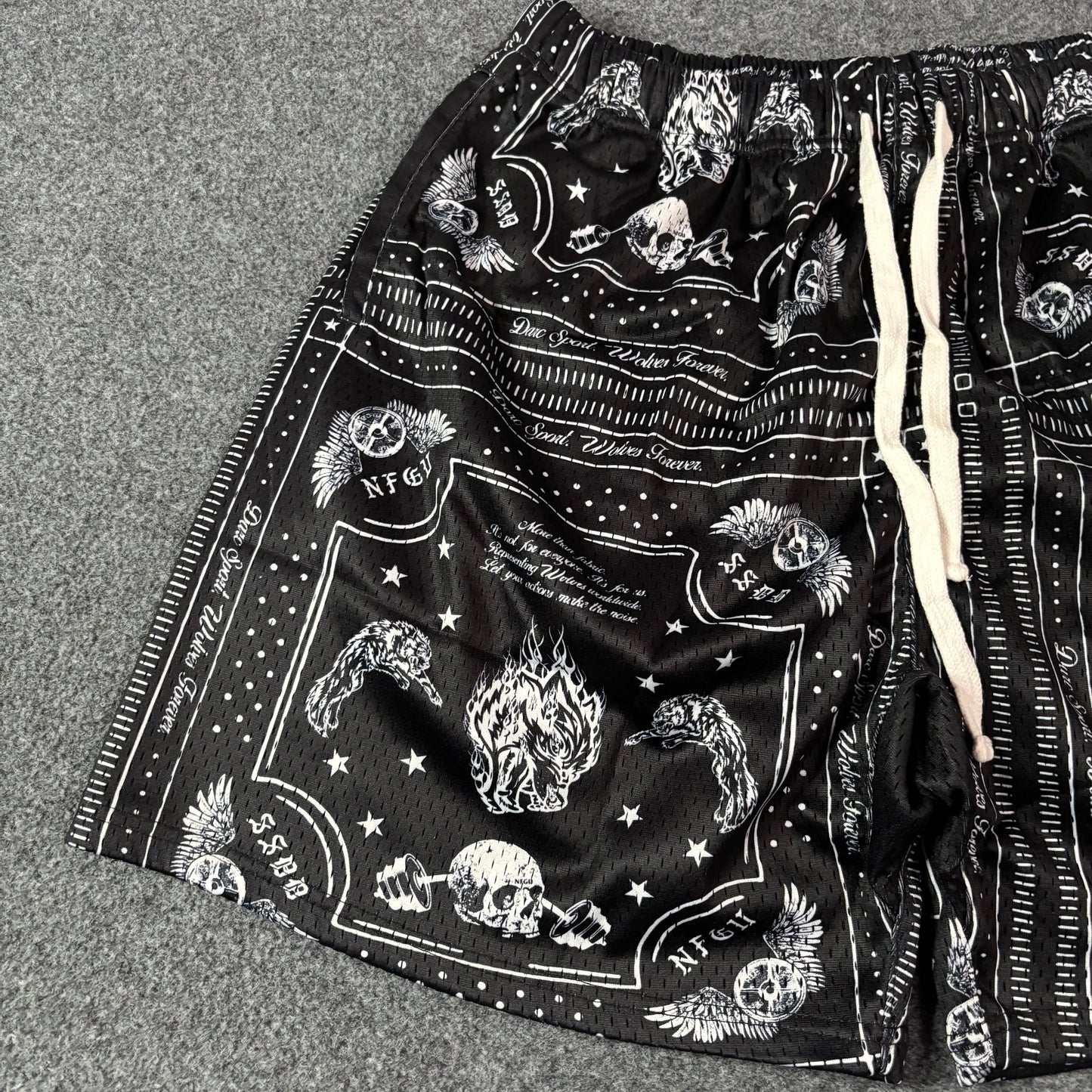 Darc Sports Wolves Forever bandana shorts