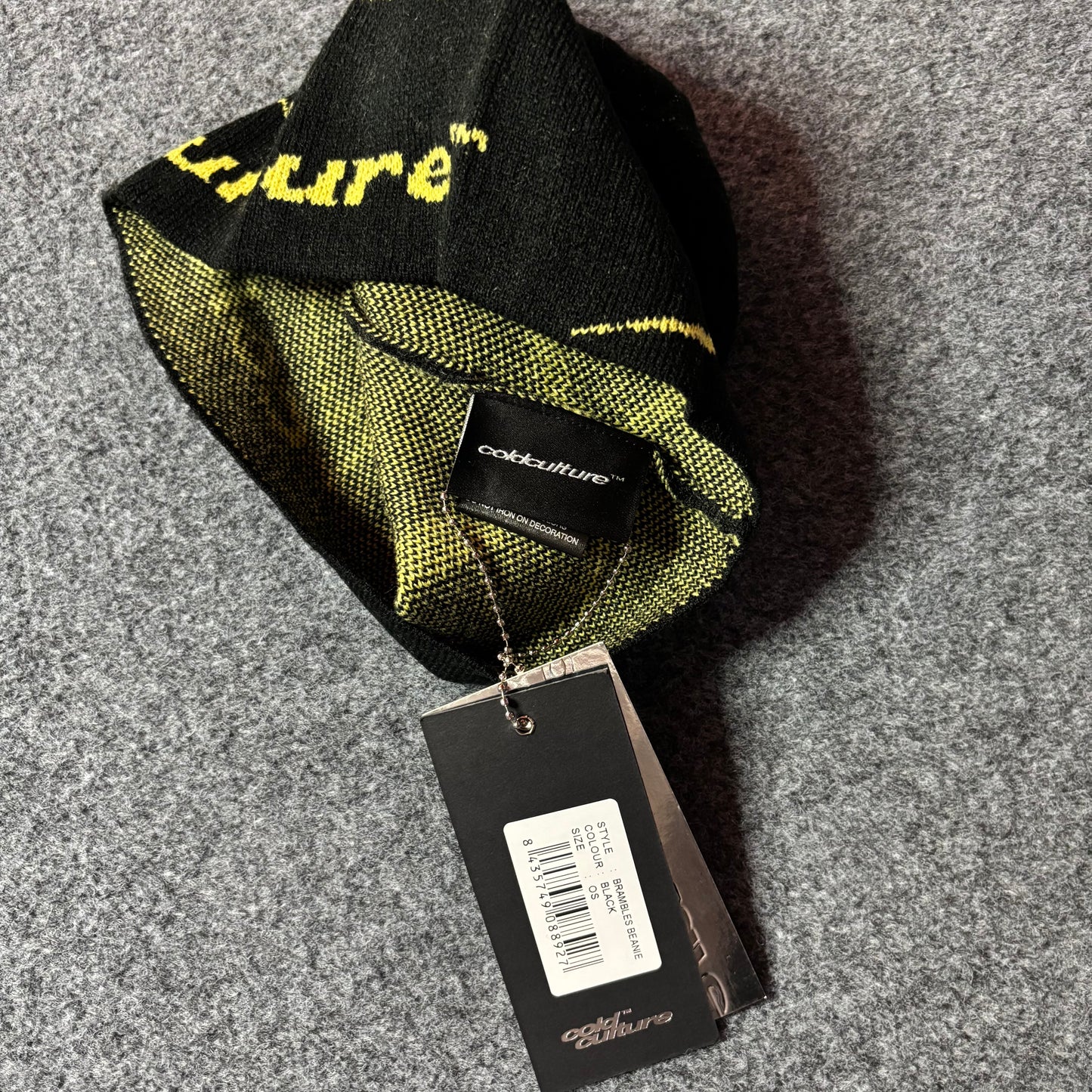 Cold Culture brambles beanie black