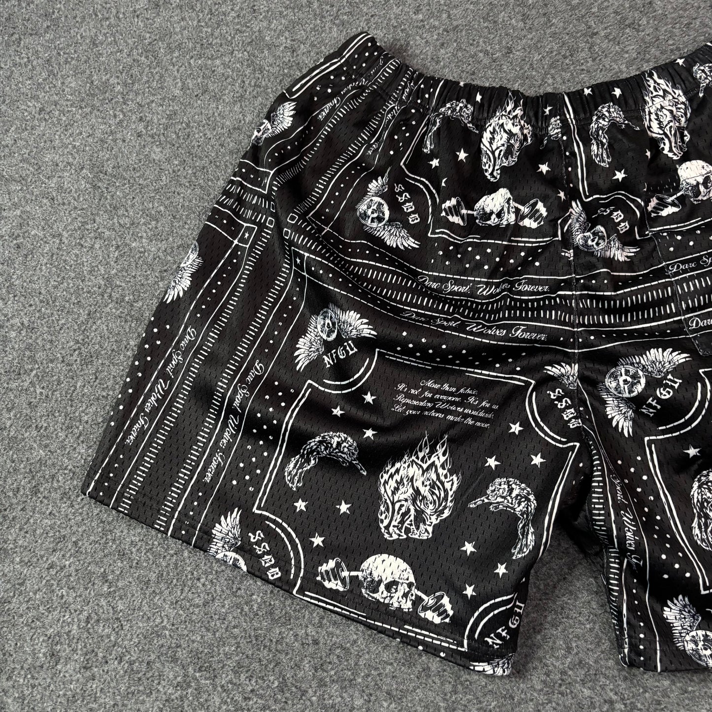 Darc Sports Wolves Forever bandana shorts