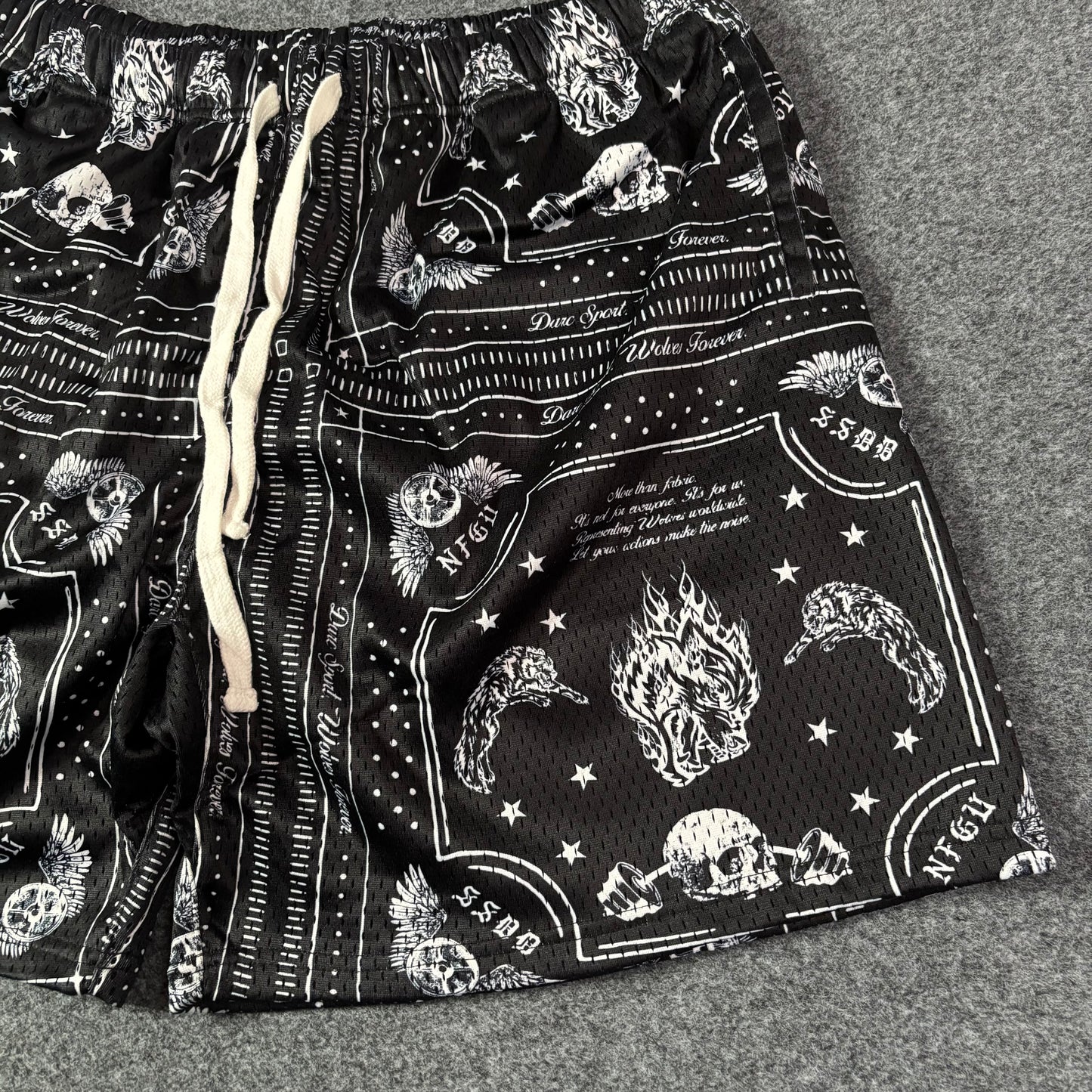 Darc Sports Wolves Forever bandana shorts