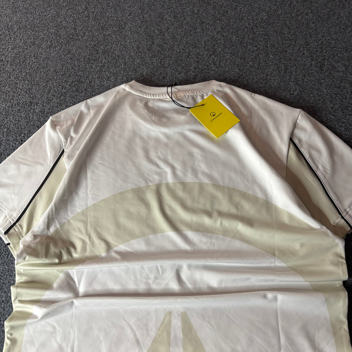 Unknwn sports back logo sport shirt