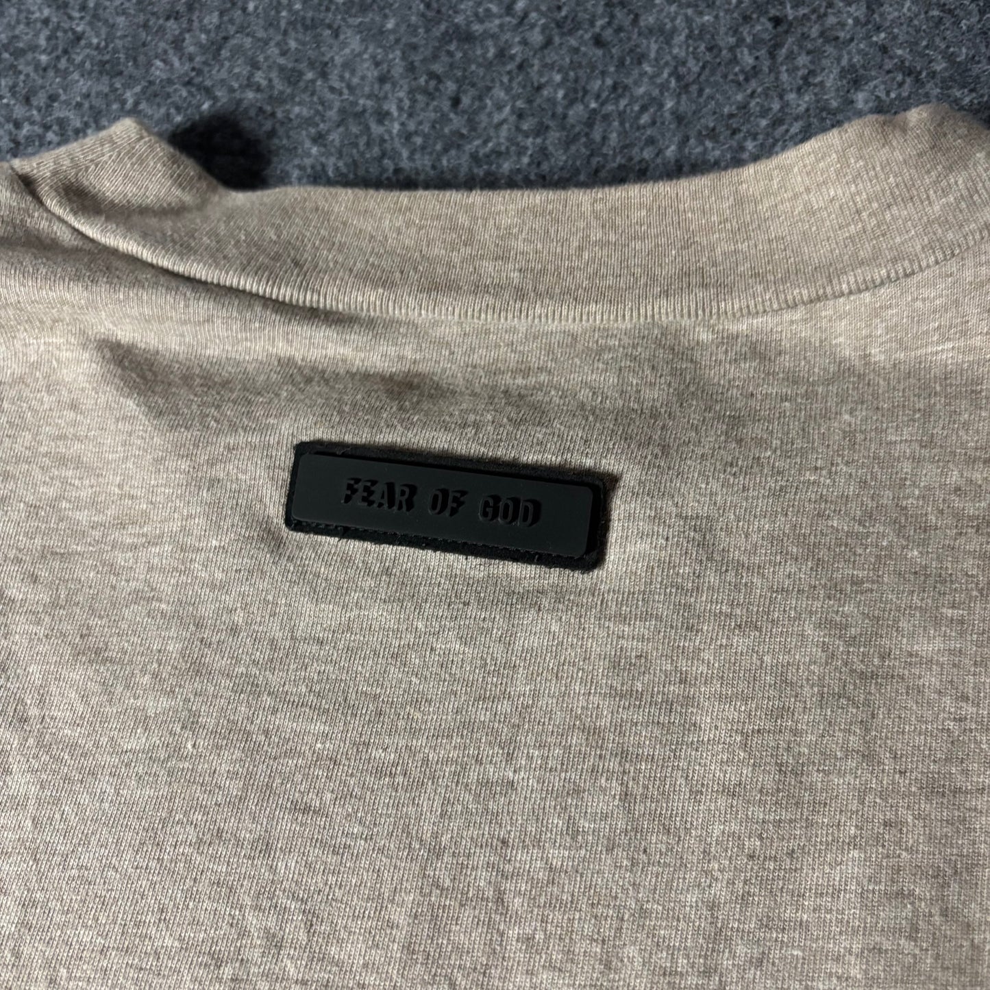 Essentials Fear Of God small logo core heather oversized tee