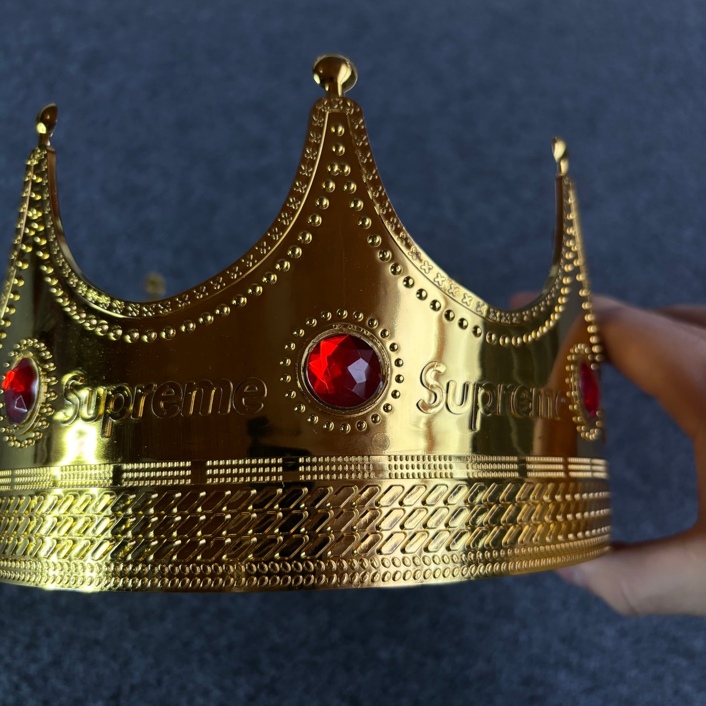 Supreme SS26 crown