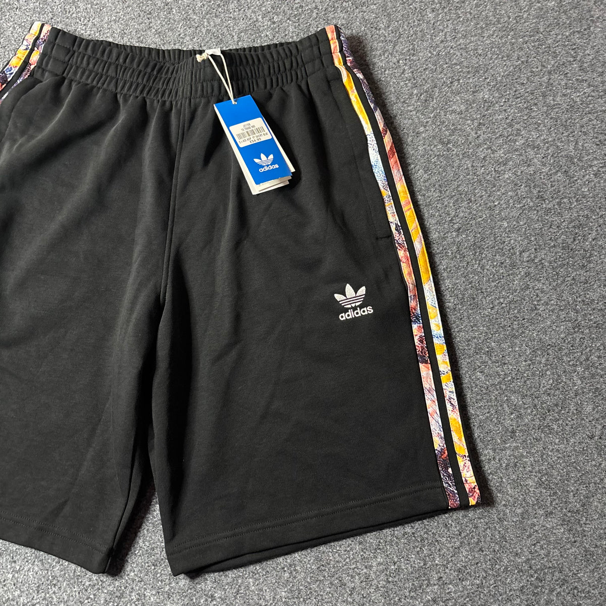 Adidas infill aop short