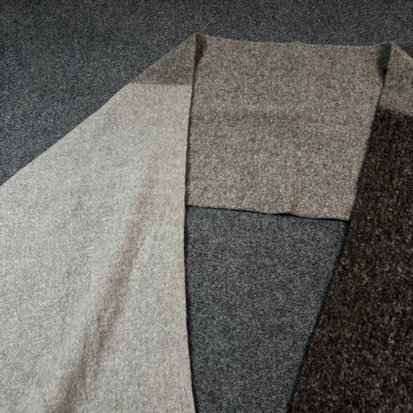 Uniqlo :C scuffle yarn chunky stole