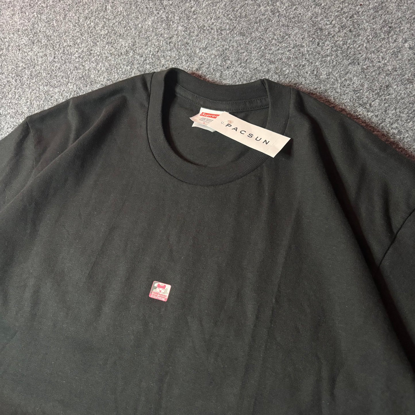 Supreme tamagotchi tee black
