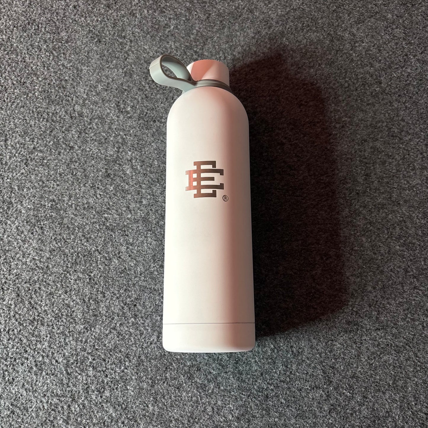Eric Emanuel water bottle core metal white grey