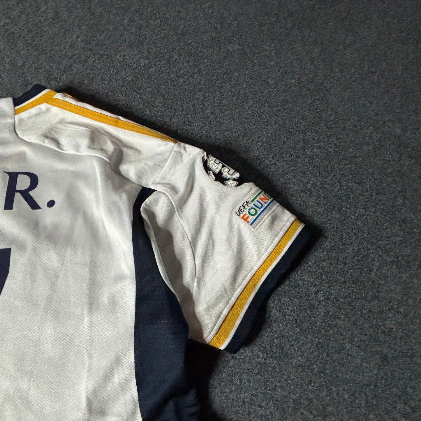 Real Madrid 23/24 Vini Jr jersey