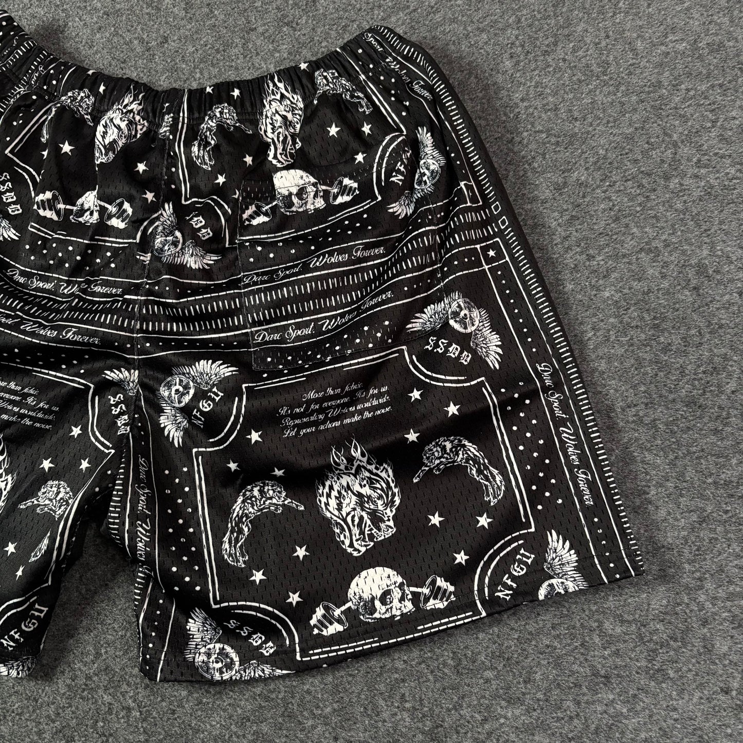 Darc Sports Wolves Forever bandana shorts