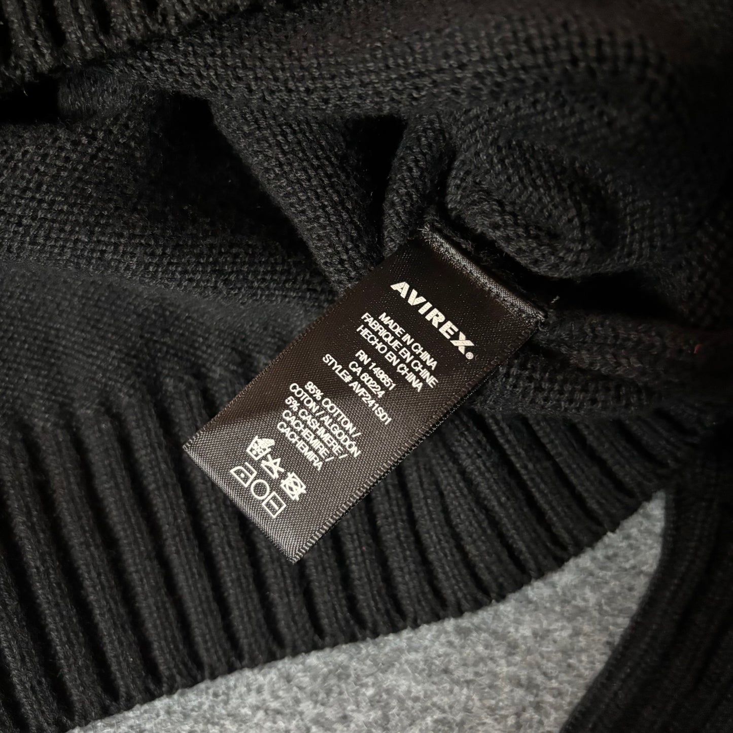 Avirex track field knit sweater black/noir