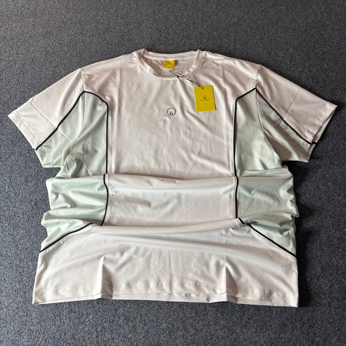 Unknwn sports path tee