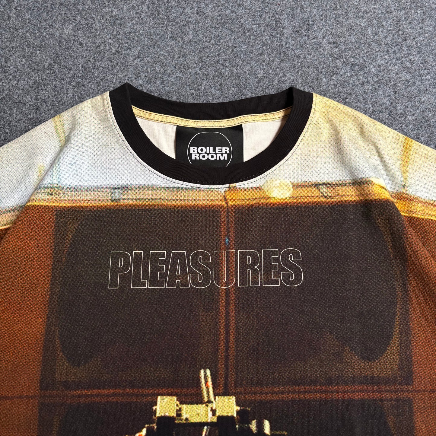 Pleasures x Boiler Room venue heavyweight tee