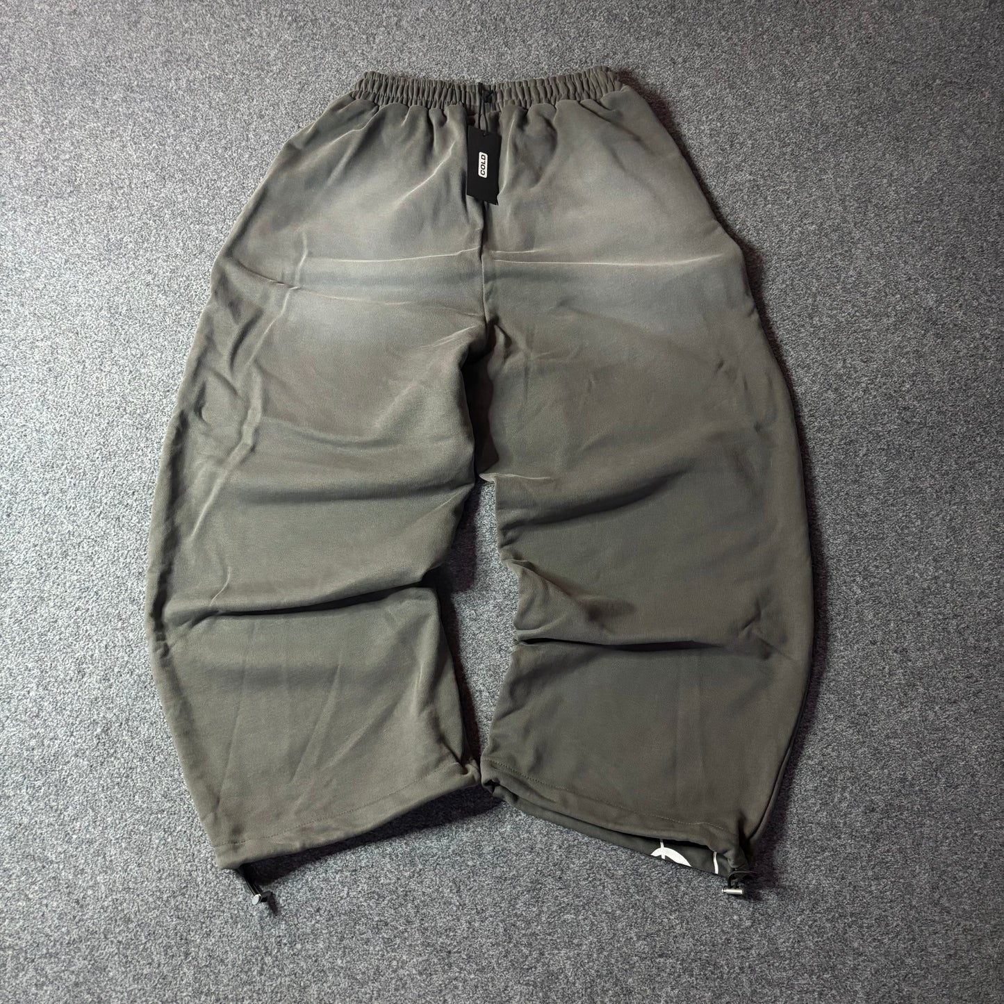 Cold Culture Script sweatpants antracite grey baggy
