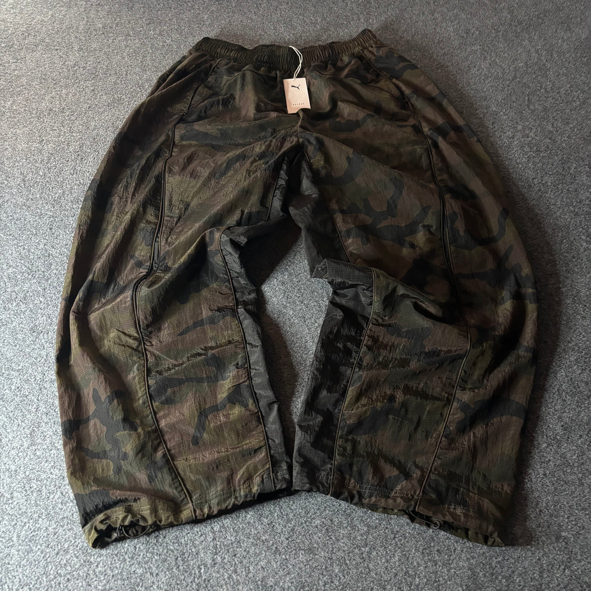 Puma mostroverse AOP baggy pants