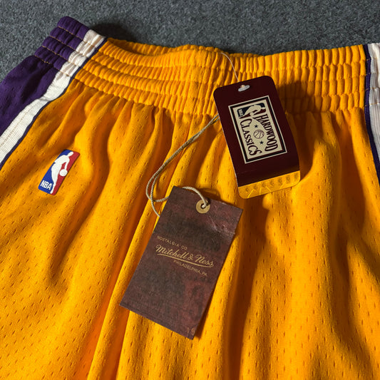 Hardwood classics lakers mesh short