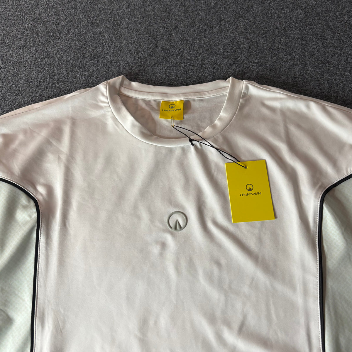 Unknwn sports path tee