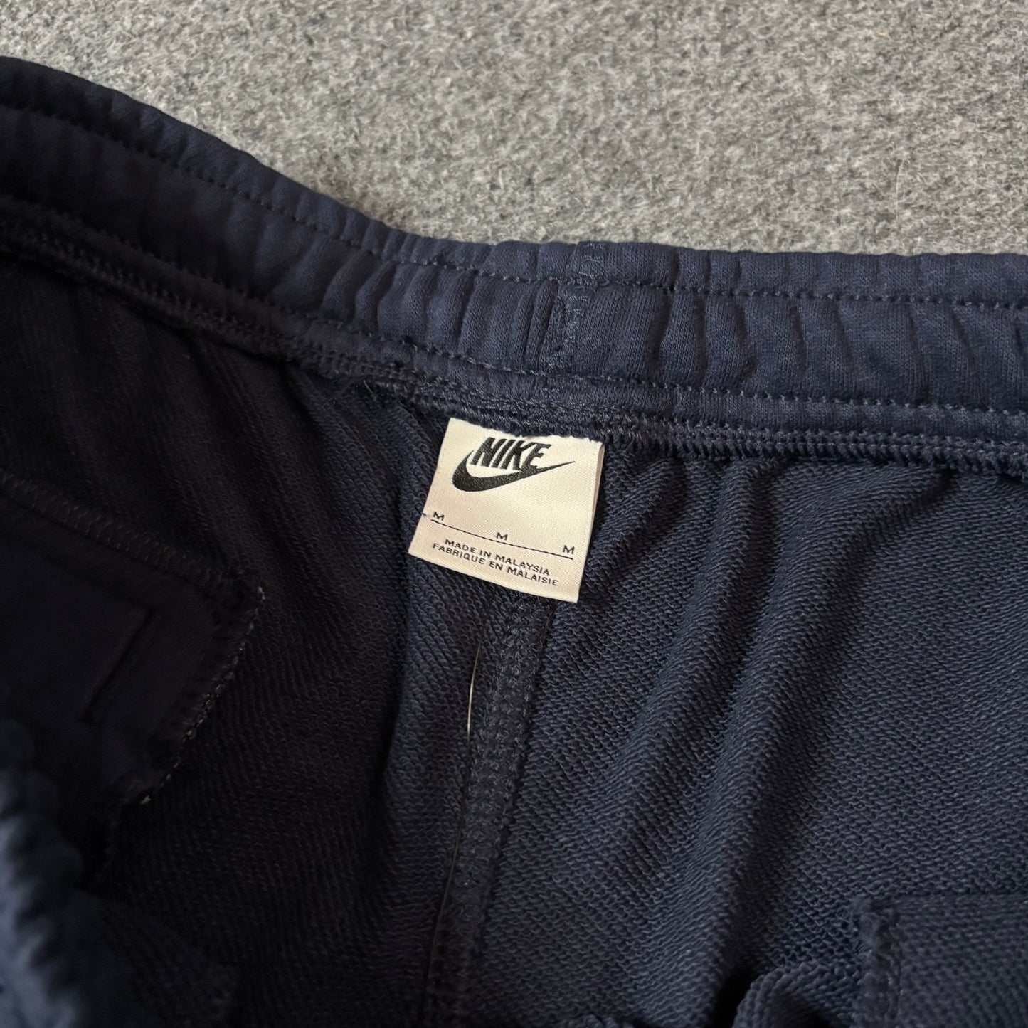 Nike standard fit sweat short navy