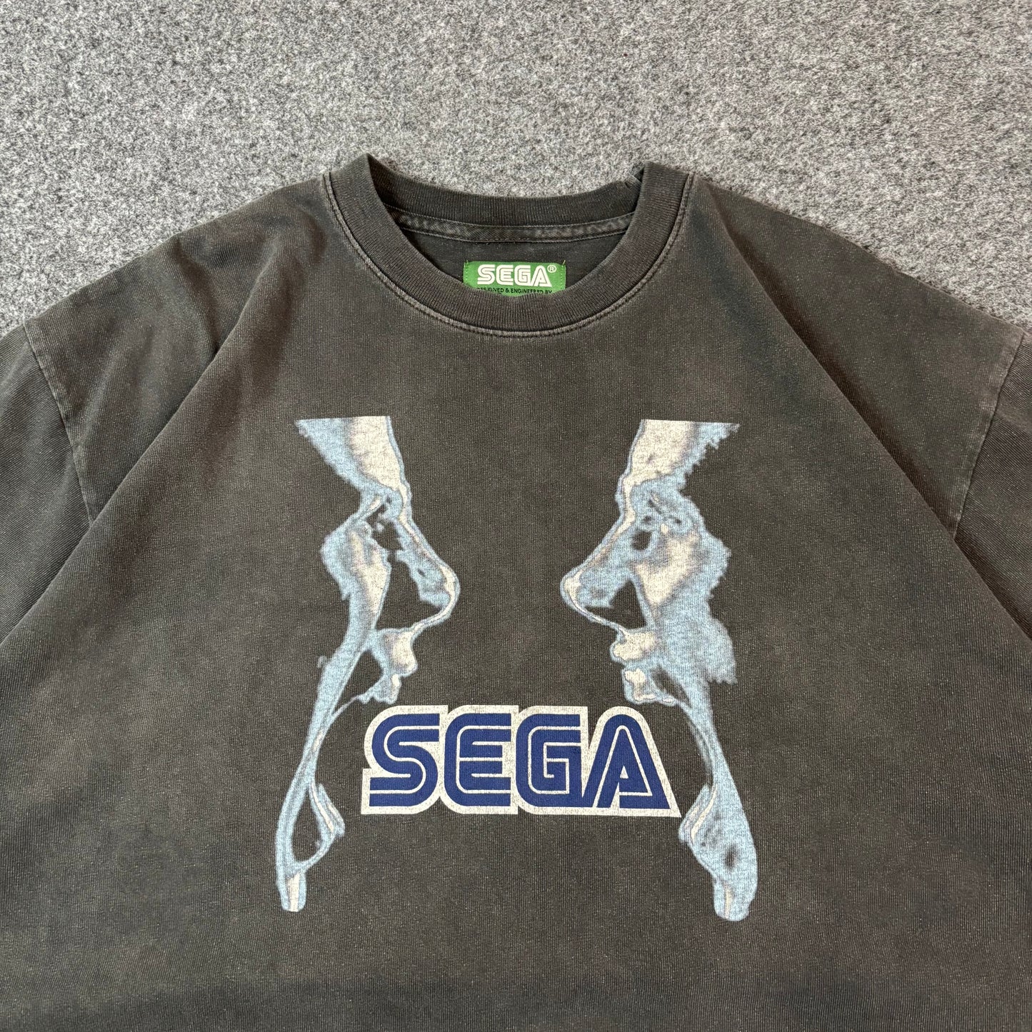 Hidden x Sega Dreamcast tee washed black