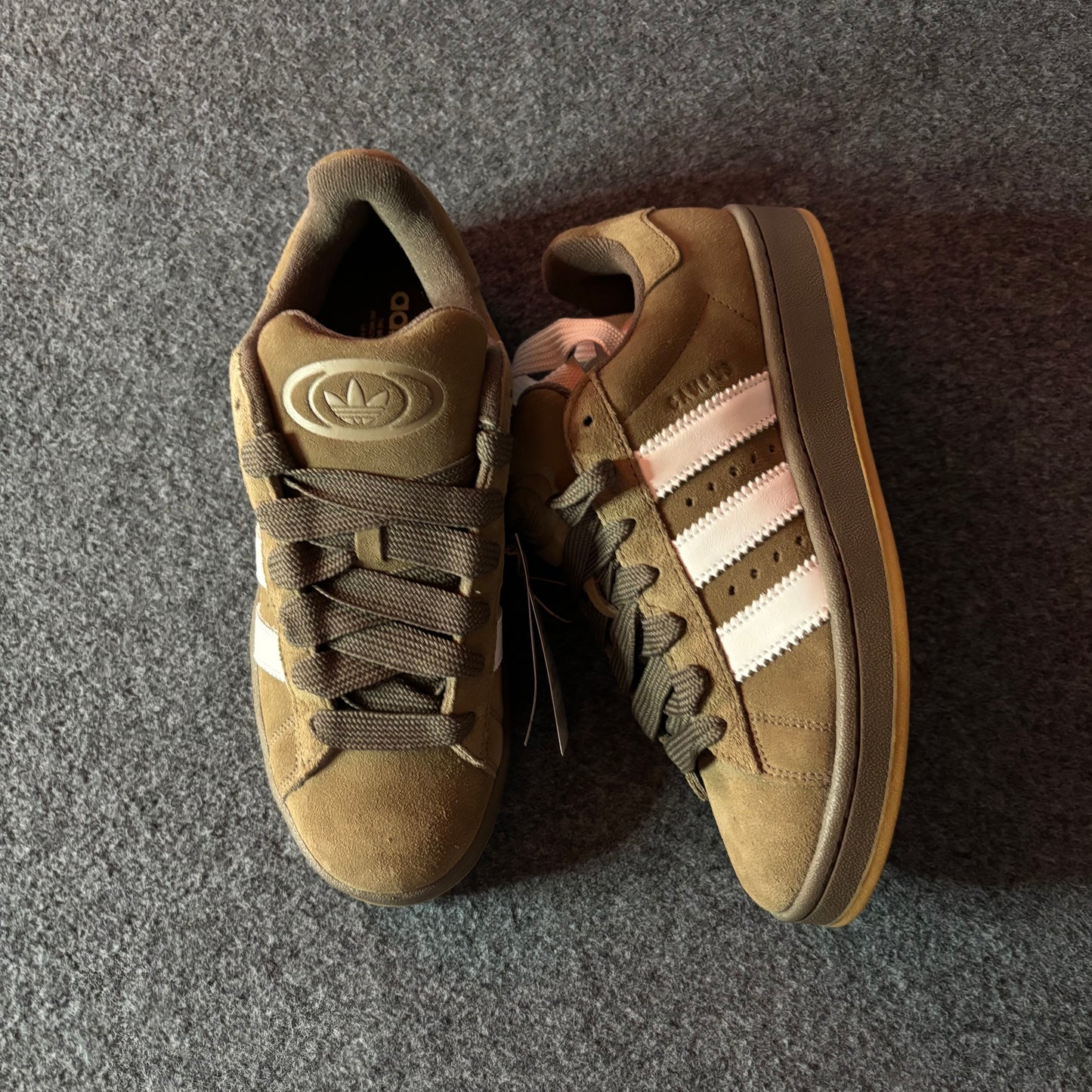 Adidas Campus 00’s brown