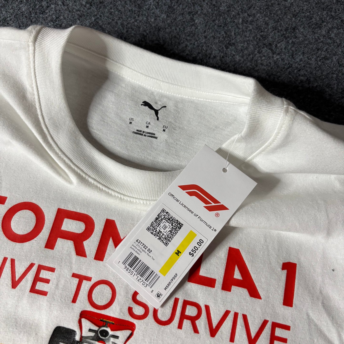 Puma x Fórmula 1 drive to survive tee