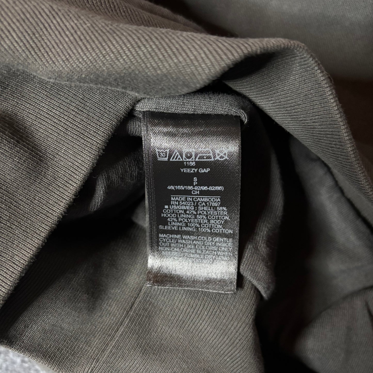Yeezy x Gap shrunken hoodie grey